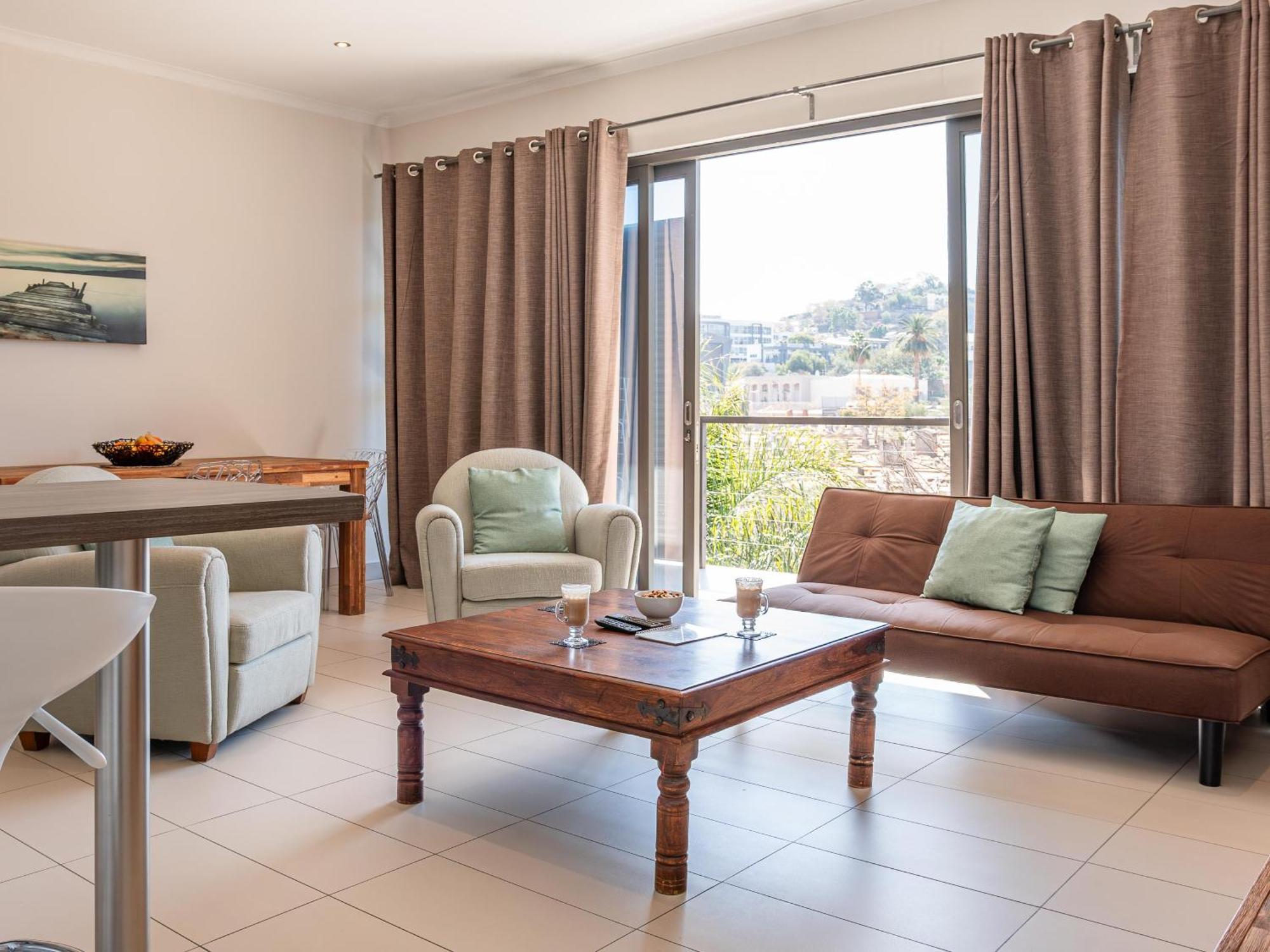 Rieks Van Der Walt Self-Catering Apartment Windhoek Extérieur photo